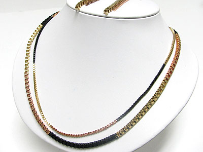 Tri tone box chain long necklace and earring set