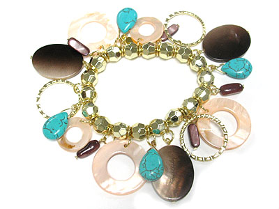 Sea shell and stone disk dangle stretch bracelet