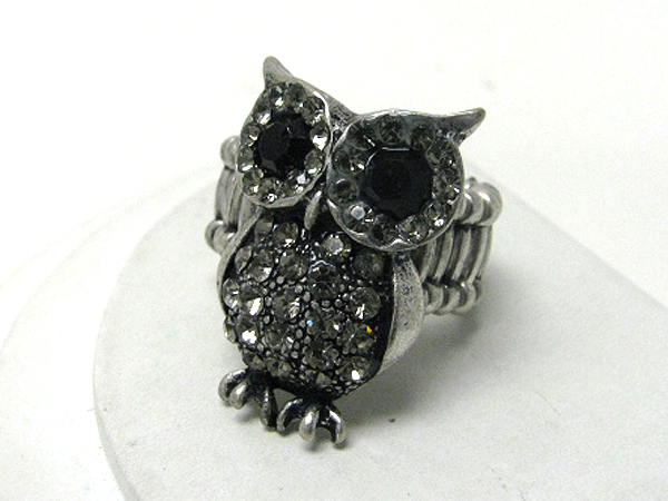 Crystal strud owl stretch ring