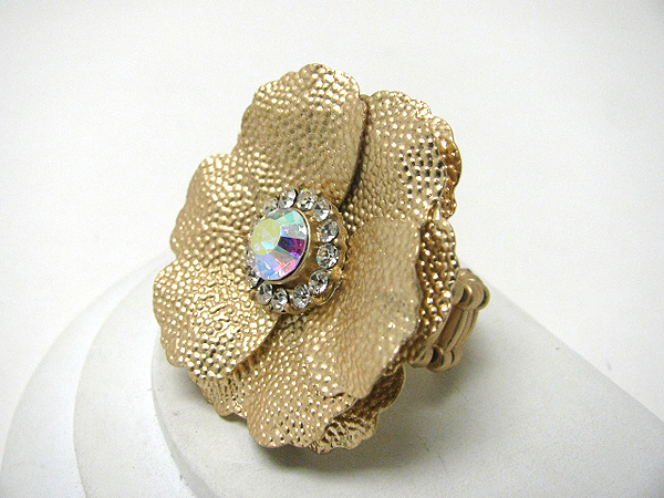 Crystal center large metal flower stretch ring