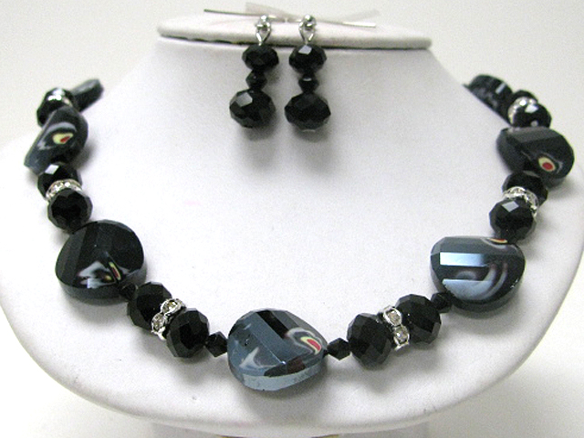 Facet glass art disk and beads necklace earring set