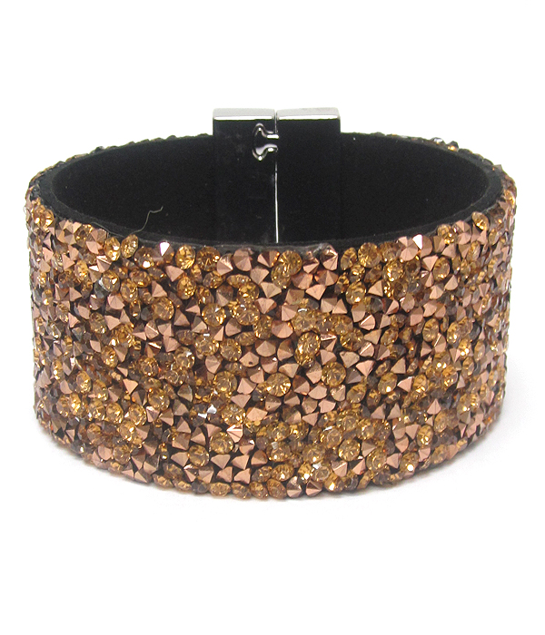 Multi crystal on suede band and magnetic closure bracelet