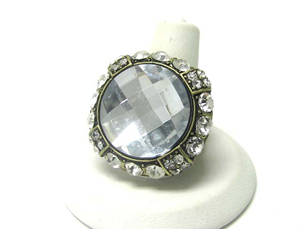 Crystal and facet acryl stone stretch ring