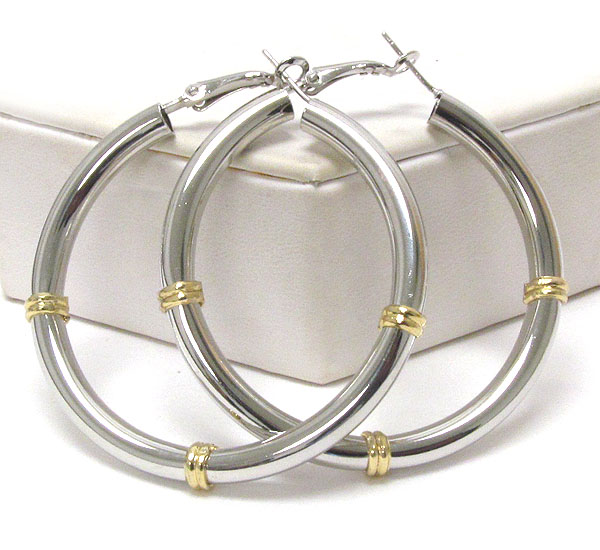 Gold ring accent light weight hollow hoop earring - hoops