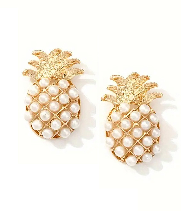 Pearl pineapple earring