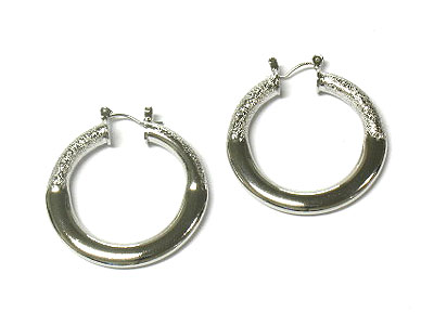 Half glittering glittering metal hoop earring - hoops