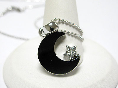 Made in korea whitegold plating crystal half moon pendant necklace