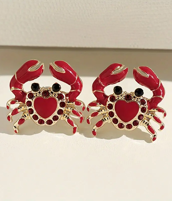 Sealife theme epoxy heart crab earring