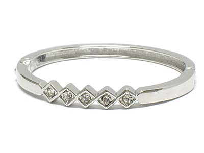 Crystal stone paved metal bangle