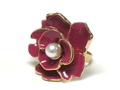 Enamel flower and pearl bead ring