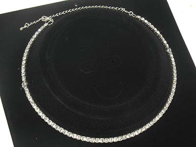 Rhinestone single line choker