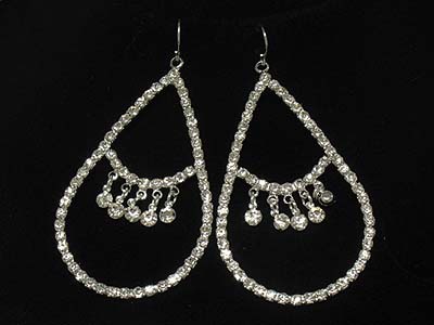 Rhinestone tear shape and crystal deco earring