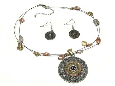 Casting metal round disk pendant wire necklace and earring set 