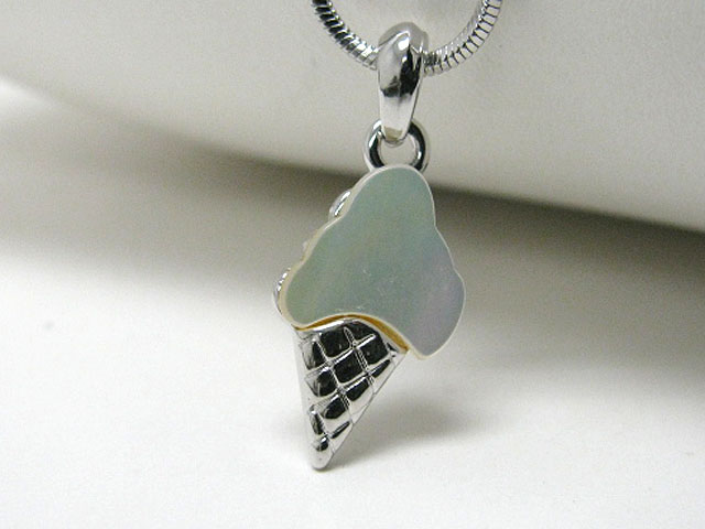 Made in korea whitegold plating mother of pearl ice cream pendant necklace