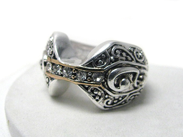 Crystal and textured metal casting stretch ring