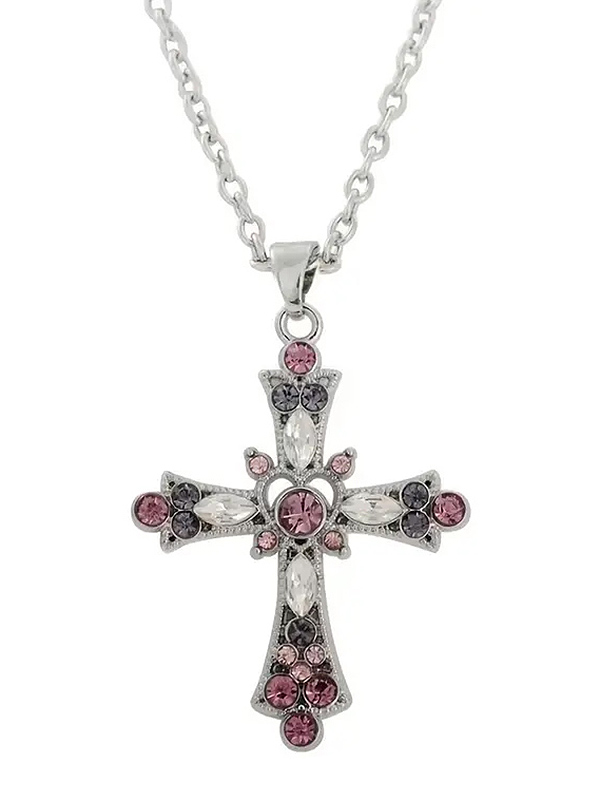 Cross pendant necklace