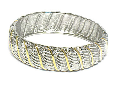 High fashion metal bangle bracelet