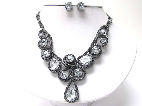 Large crystal and metal tube chain deco neckalce earring set