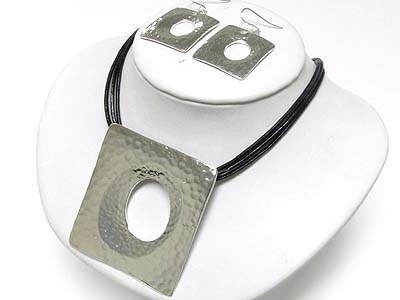 Hammered metal pendant cord neckalce earring set - hole square