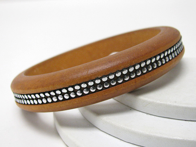 Metal stud thin wood bangle