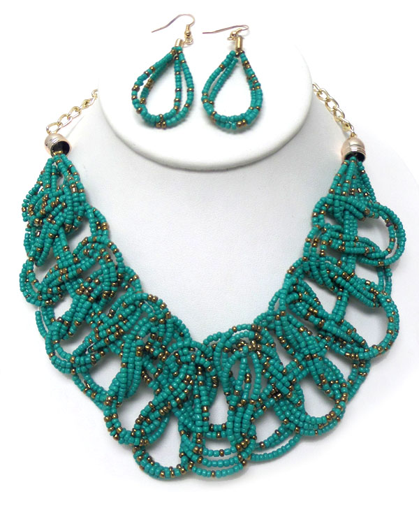 Braided acrylic beaded necklace set