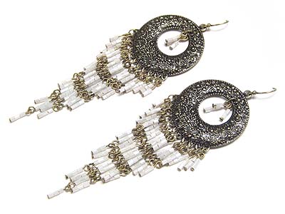 Burnish metal and seed beads drop earring