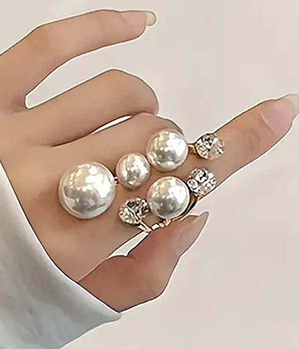 Bold vintage statement pearl cluster rings