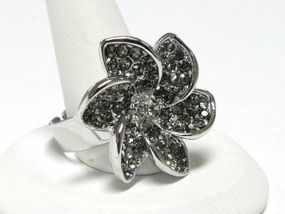 Crystal flower adjustable size ring