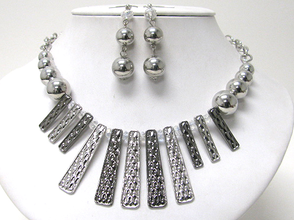 Tribal style multi textured metal bar and ball link necklace earring set