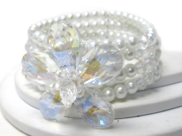 Acrylic facet flower and multi pearl stretch bracelet