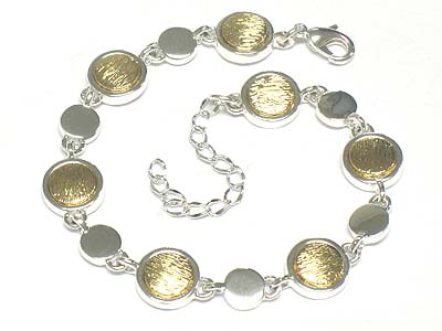 Metal round disk links bracelet