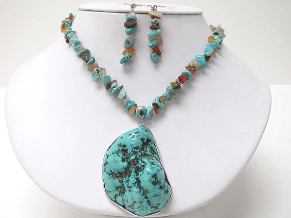 Chunky natural stone pendant necklace earring set