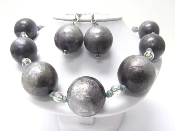 Chunky resing and beads ball necklace earring set