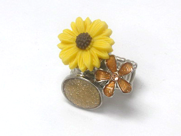 Round metal and flower glittering patern acry flower stretch ring