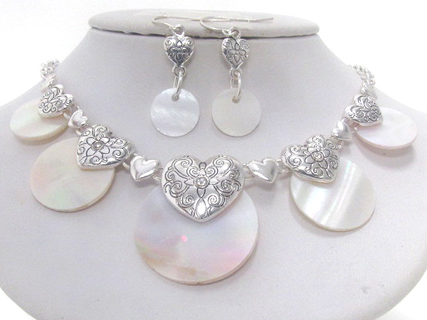 Crystal on metal heart and drop round disk mother of pearls chain neckalce earring set