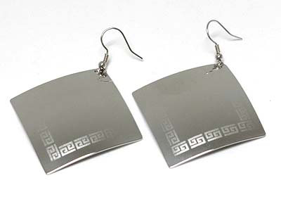 Designer inspired pattern metal earring