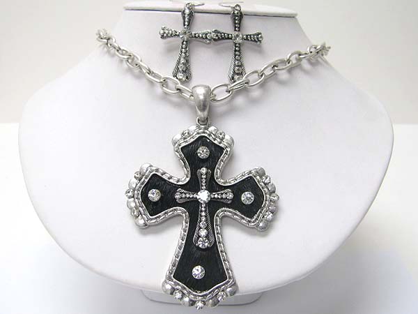 Crystal and fur deco metal cross pendant neckalce earring set