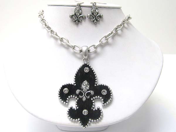 Crystal and fur deco metal fleur de lis pendant neckalce earring set