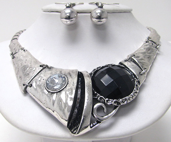 Massive style crystal on chunky metal part link bib style necklace earring set