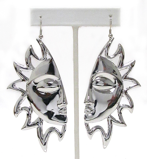 Metal art sun earring