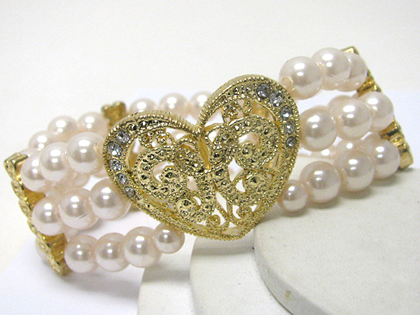 Crystal deco on heart metal casting and pearl chain stretch bracelet