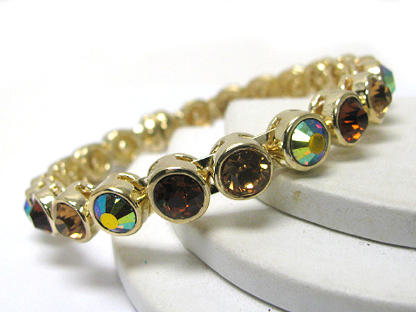 Large crystal stud magnetic hinge bracelet