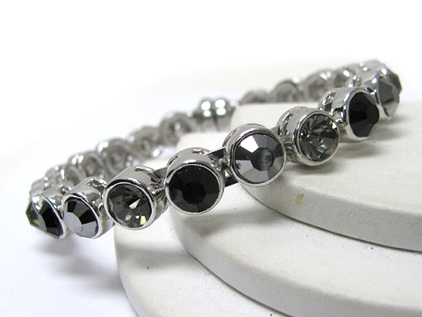 Large crystal stud magnetic hinge bracelet