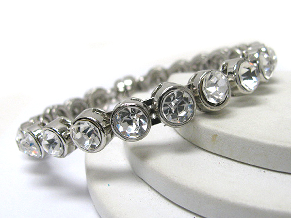 Large crystal stud magnetic hinge bracelet