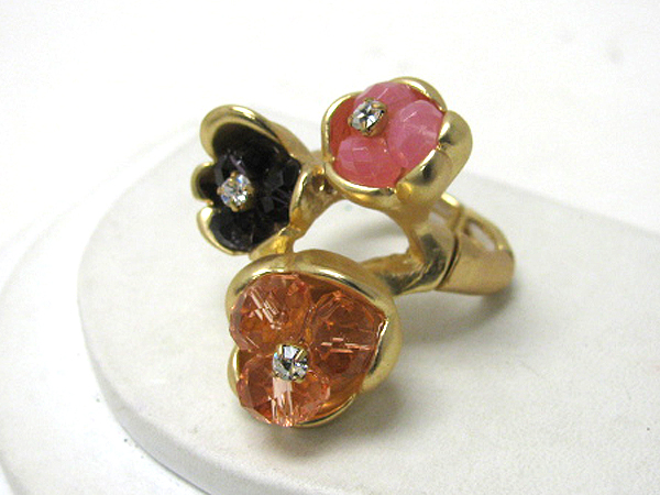 Crystal and glass beads deco tri flower stretch ring