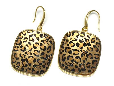 Animal skin pattern square facet cut acryl stone earring