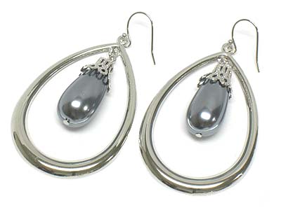 Metal tear shape frame and metal tear drop earring