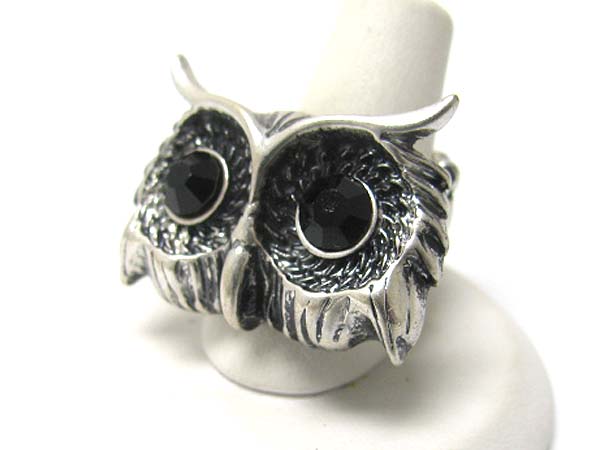 Crystal eye owl stretch ring