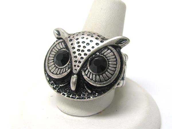 Crystal eye owl stretch ring