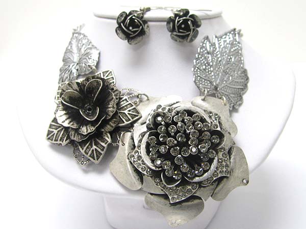 Crystal stud burnish metal flower link necklace earring set